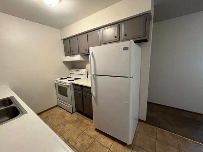 Building Photo - 207 Williamsburg Dr