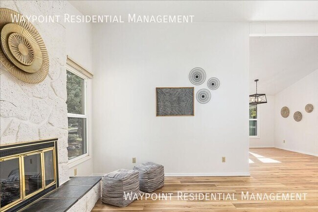 Building Photo - 3108 Woodbrook Pl