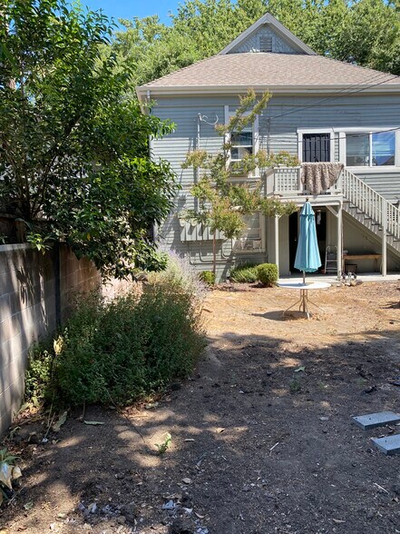 Primary Photo - 2308 O St