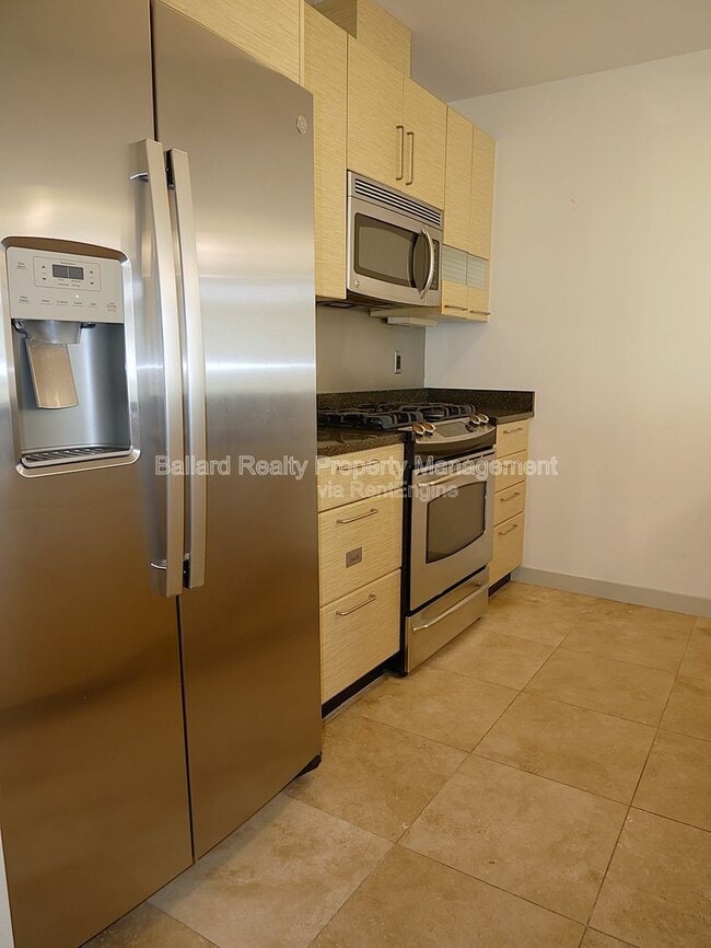 Building Photo - 1530 NW Market St