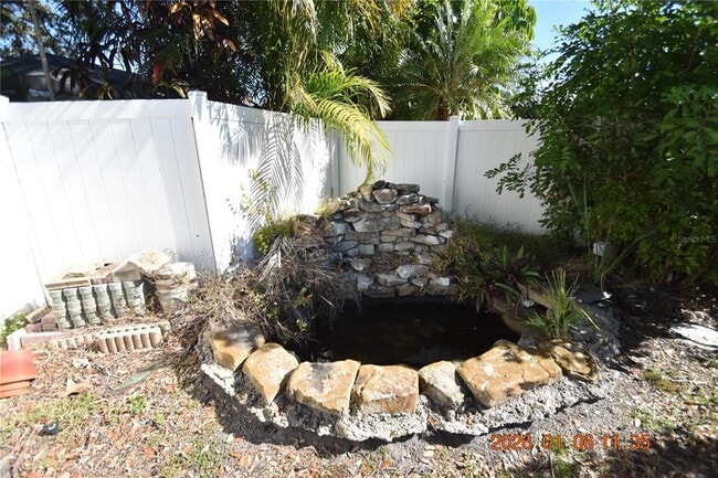 Building Photo - 6485 30th Ave N