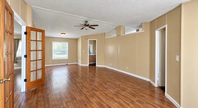 Building Photo - 6710 Trail Loop W