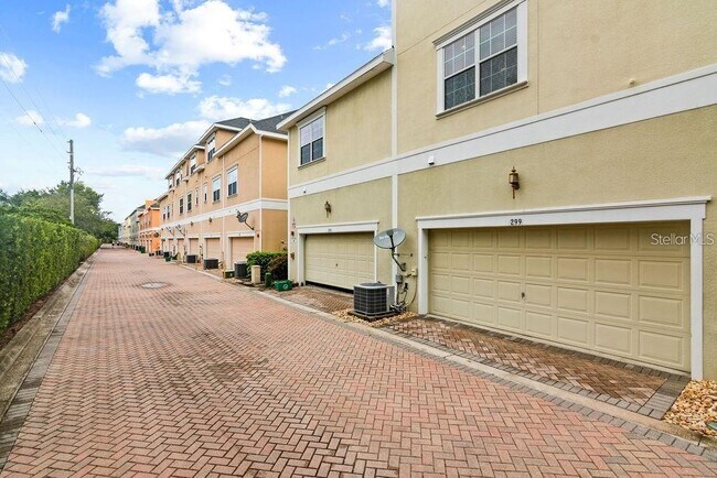 Building Photo - 299 McLeod's Way