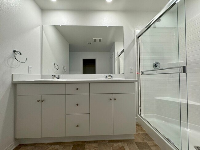 Building Photo - Brand new house at Winchester road in Brand New Willow Springs community - close to everywhere