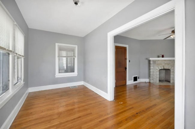 Building Photo - 3421 Glenway Ave