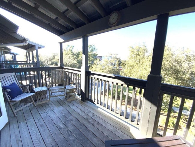 Building Photo - 122 Georgetown Ave