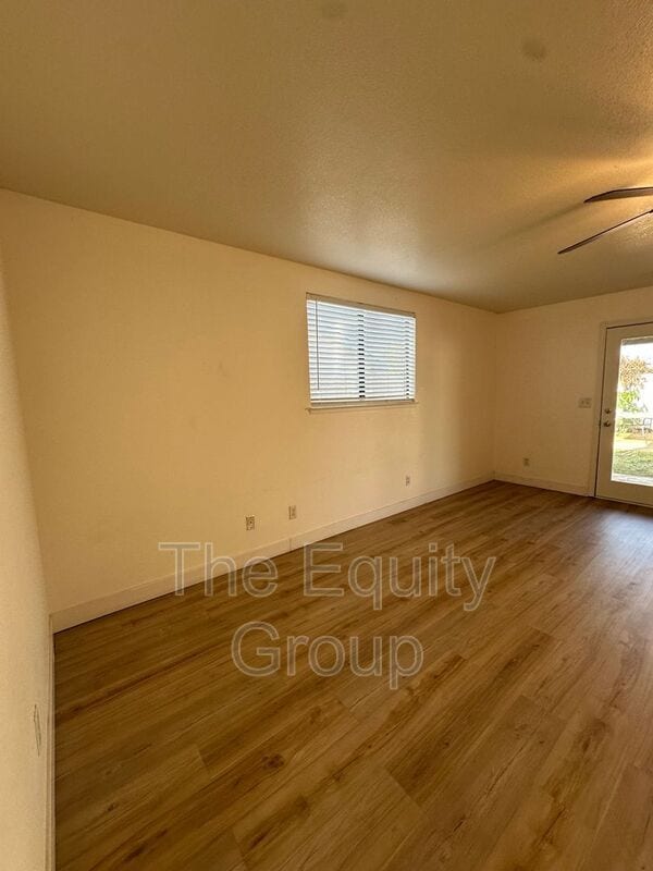 Building Photo - 830 W Vassar Ave