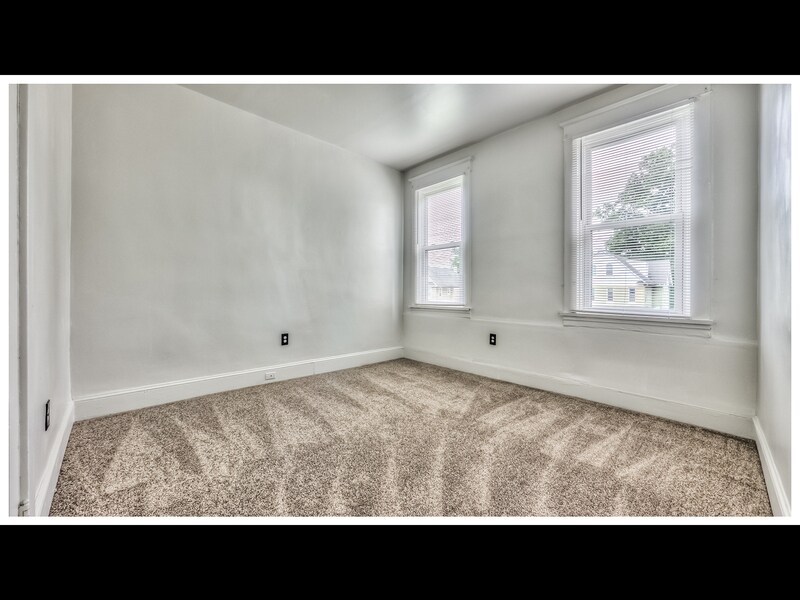 Building Photo - 4113 W Forest Park Ave