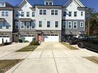 Building Photo - 1802 Stroup St