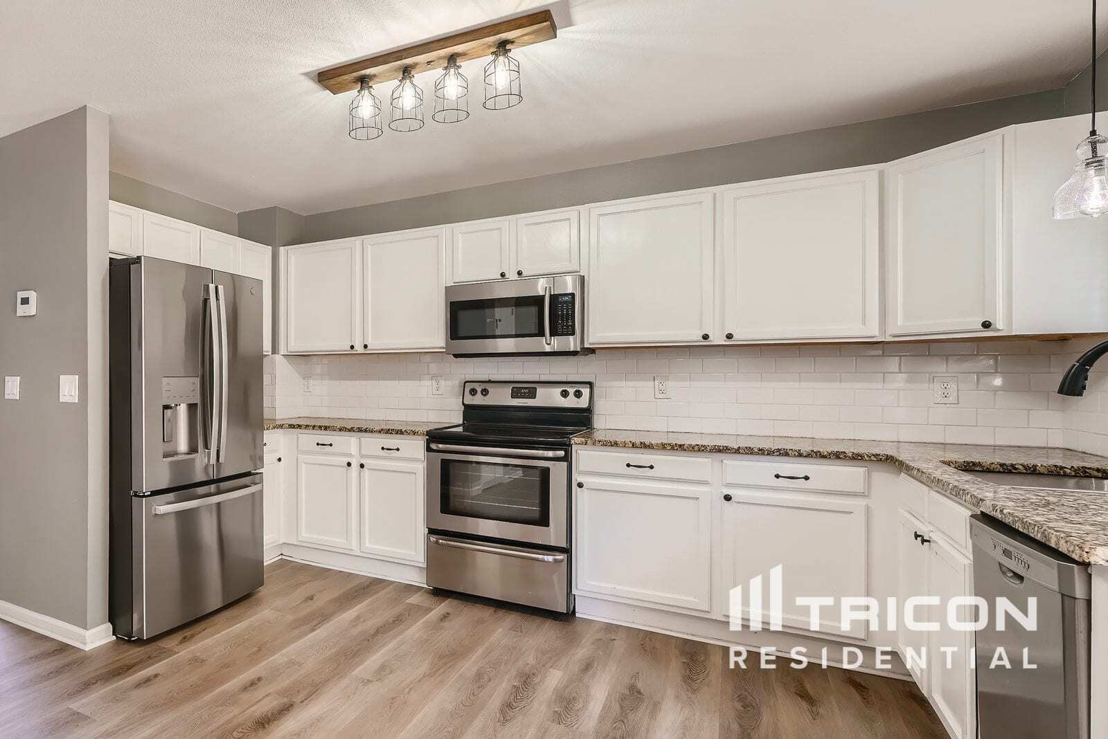 Building Photo - 20204 E Progress Pl