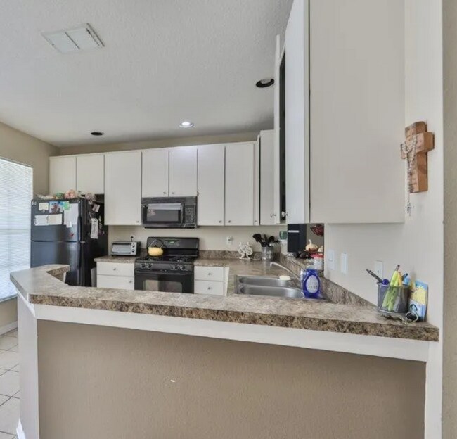 Building Photo - 16221 Bridgewalk Dr