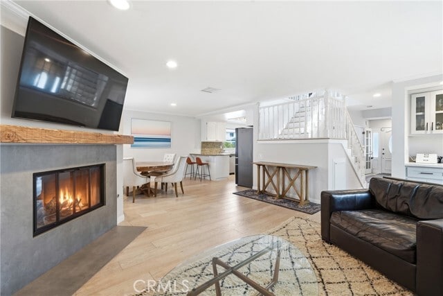 Building Photo - 2213 Dufour Ave