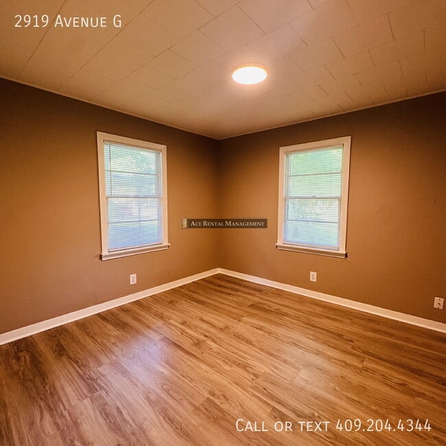 Building Photo - 2919 Avenue G-
