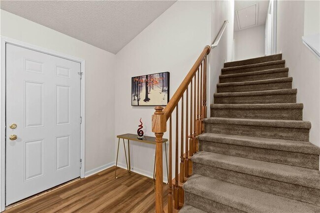 Building Photo - 1700 English Ivey Ln