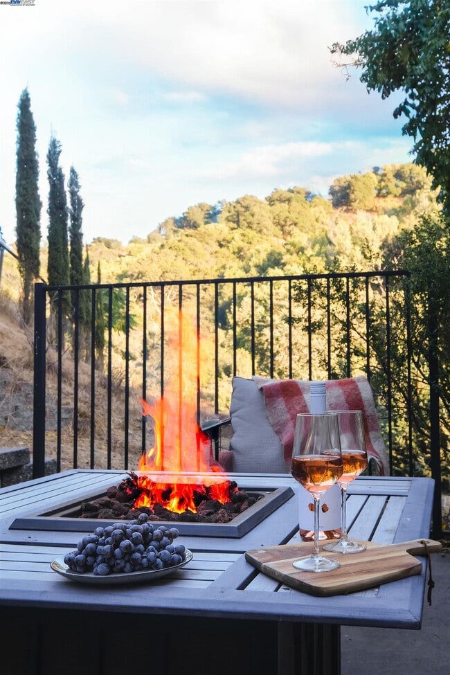 Building Photo - 5700 Alhambra Valley Rd