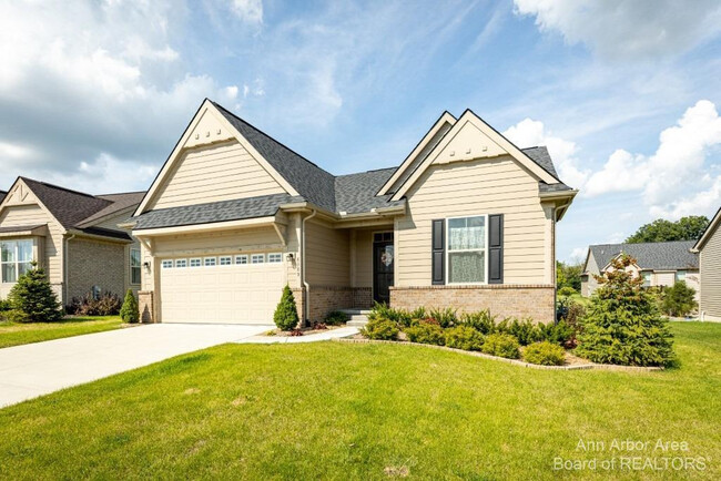 Building Photo - 8389 Ardmoor Dr