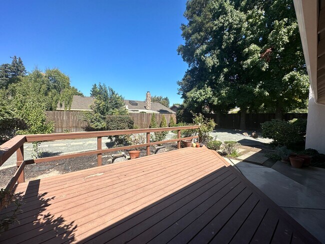 Building Photo - 2601 Bardolino Ln
