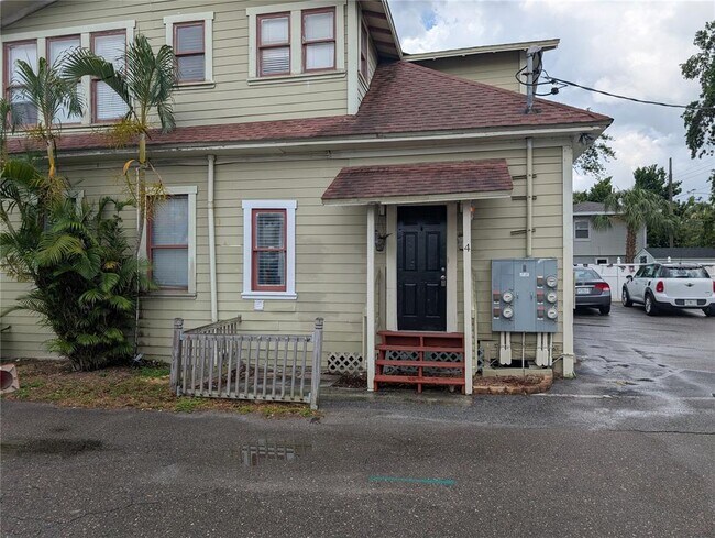 Building Photo - 103 S Westland Ave