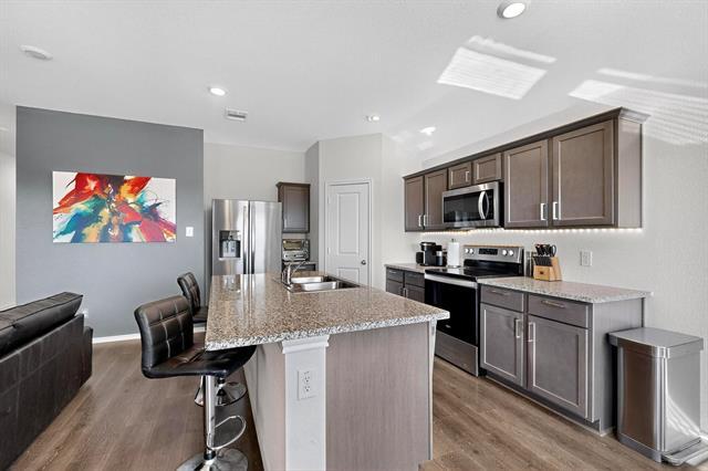 Building Photo - 4210 Showboat Ln