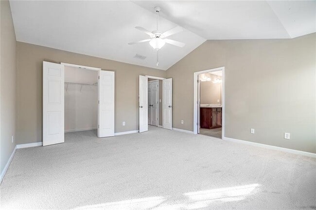 Building Photo - 3284 Sheffield Cir