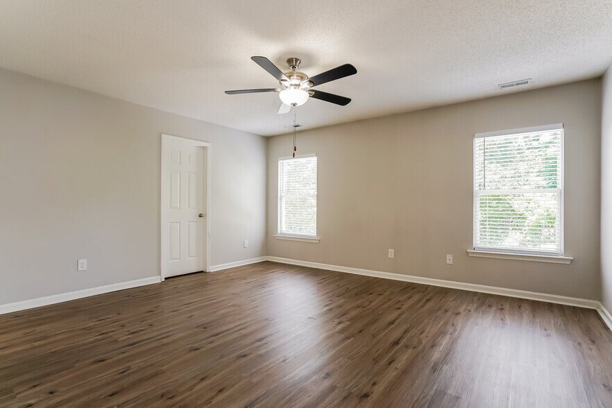 Building Photo - 339 Cinder Cross Way