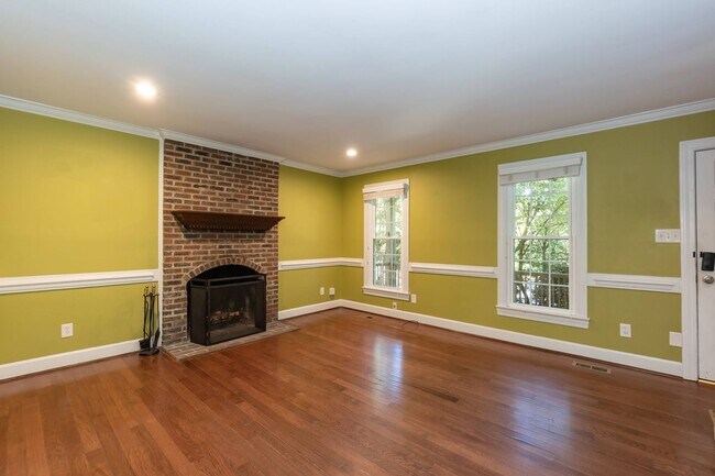 Building Photo - 7 Weathergreen Ct