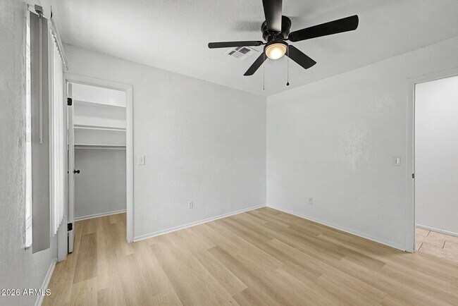 Building Photo - 7119 W Krall St