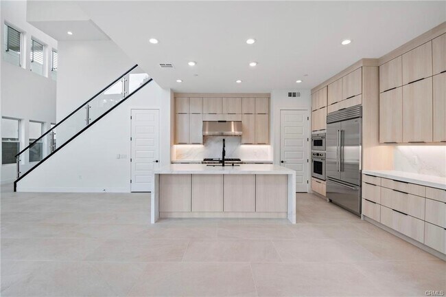 Building Photo - 128 Creation