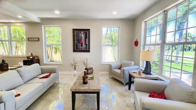 Building Photo - 1851 Corsica Dr