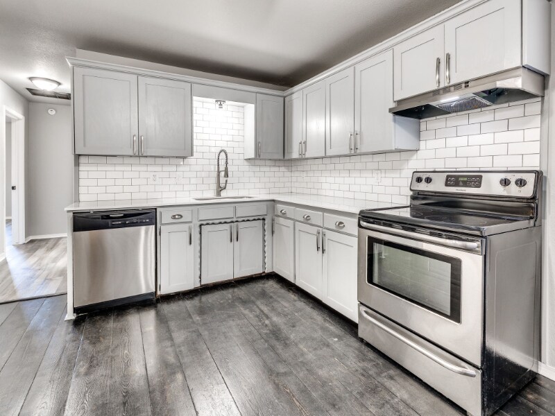 Building Photo - 101 192nd Ave SE