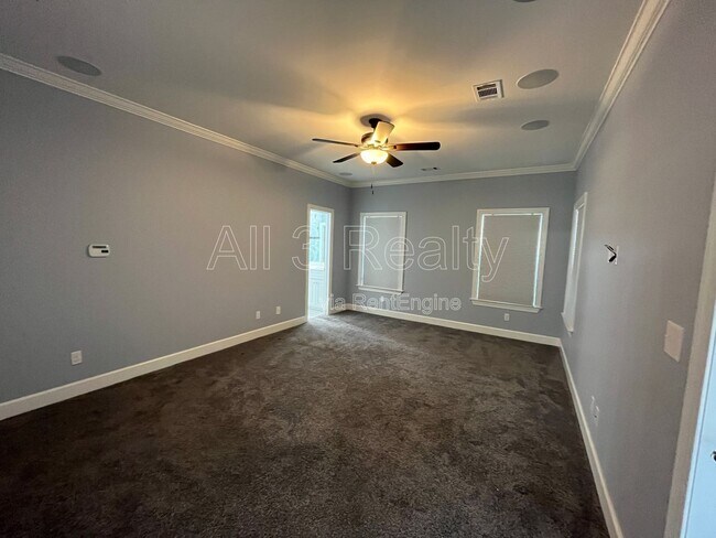 Building Photo - 1924 Wyngate Loop