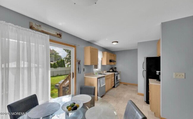 Building Photo - 809 Clifton St