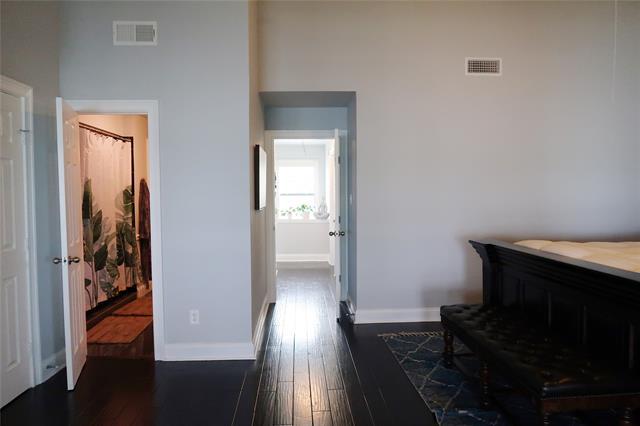 Building Photo - 3816 Mediterranean St