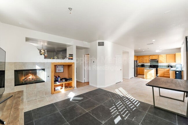 Building Photo - 954 Taylor Ln