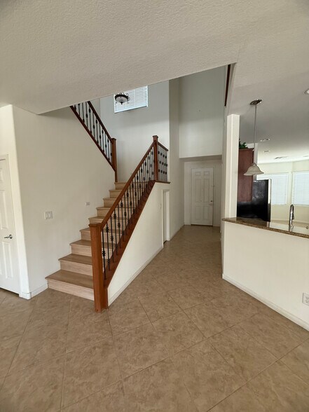Building Photo - 4113 Lower Saxon Ave