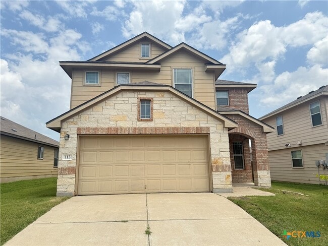Primary Photo - 113 W Gemini Ln