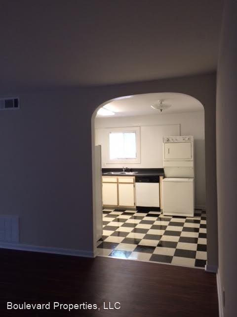 Building Photo - 136 Grady Ave