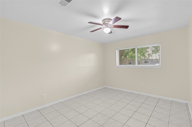 Building Photo - 10606 Beckfield Dr
