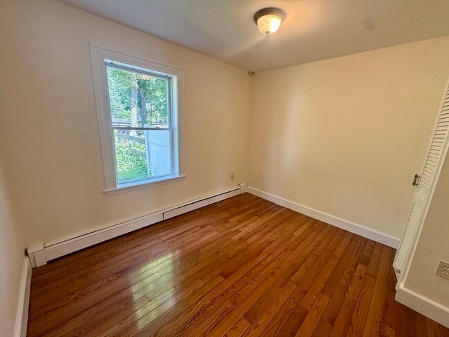 Building Photo - 48 Pleasant St