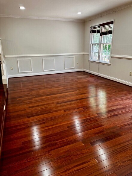 Building Photo - 7743 Jewelweed Ct