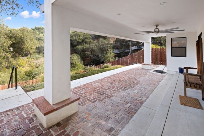 Building Photo - Stunning Mountain Views in Chino Hills for...