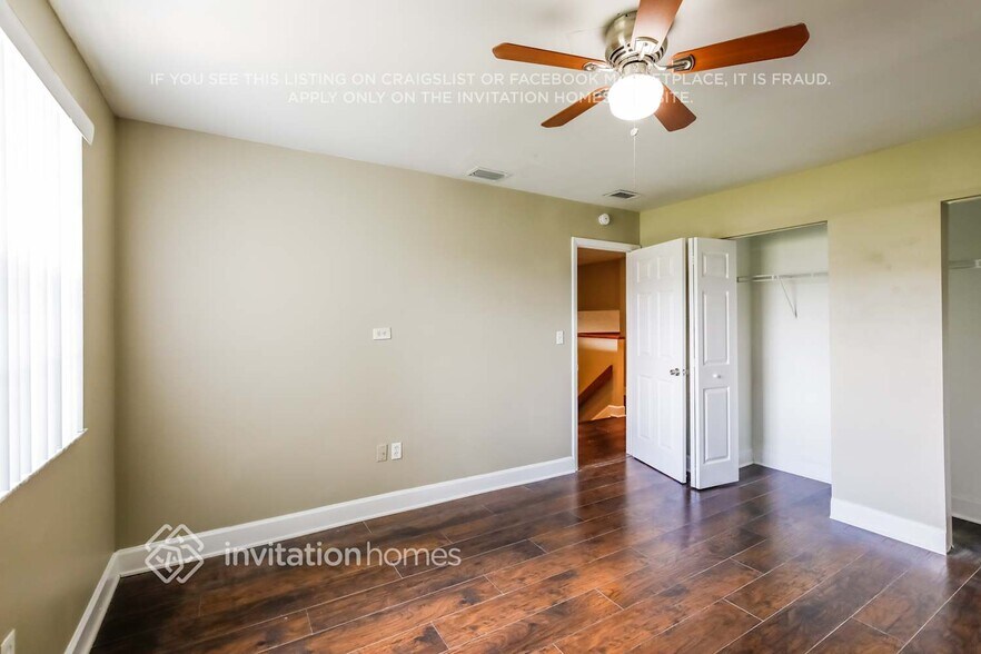 Building Photo - 9436 SW 146th Ct