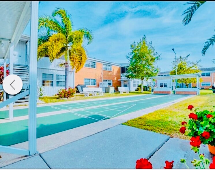 Shuffle Board - 4158 Tamiami Trl