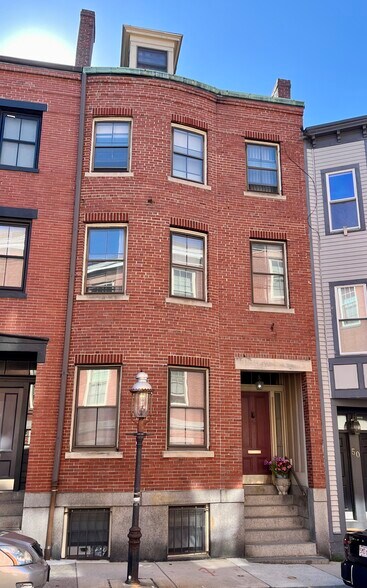 Building Photo - 48 Harvard St