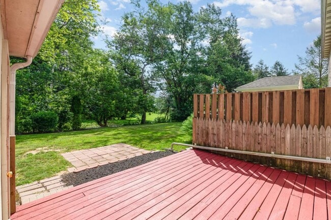 Building Photo - 614 Park Ridge Dr