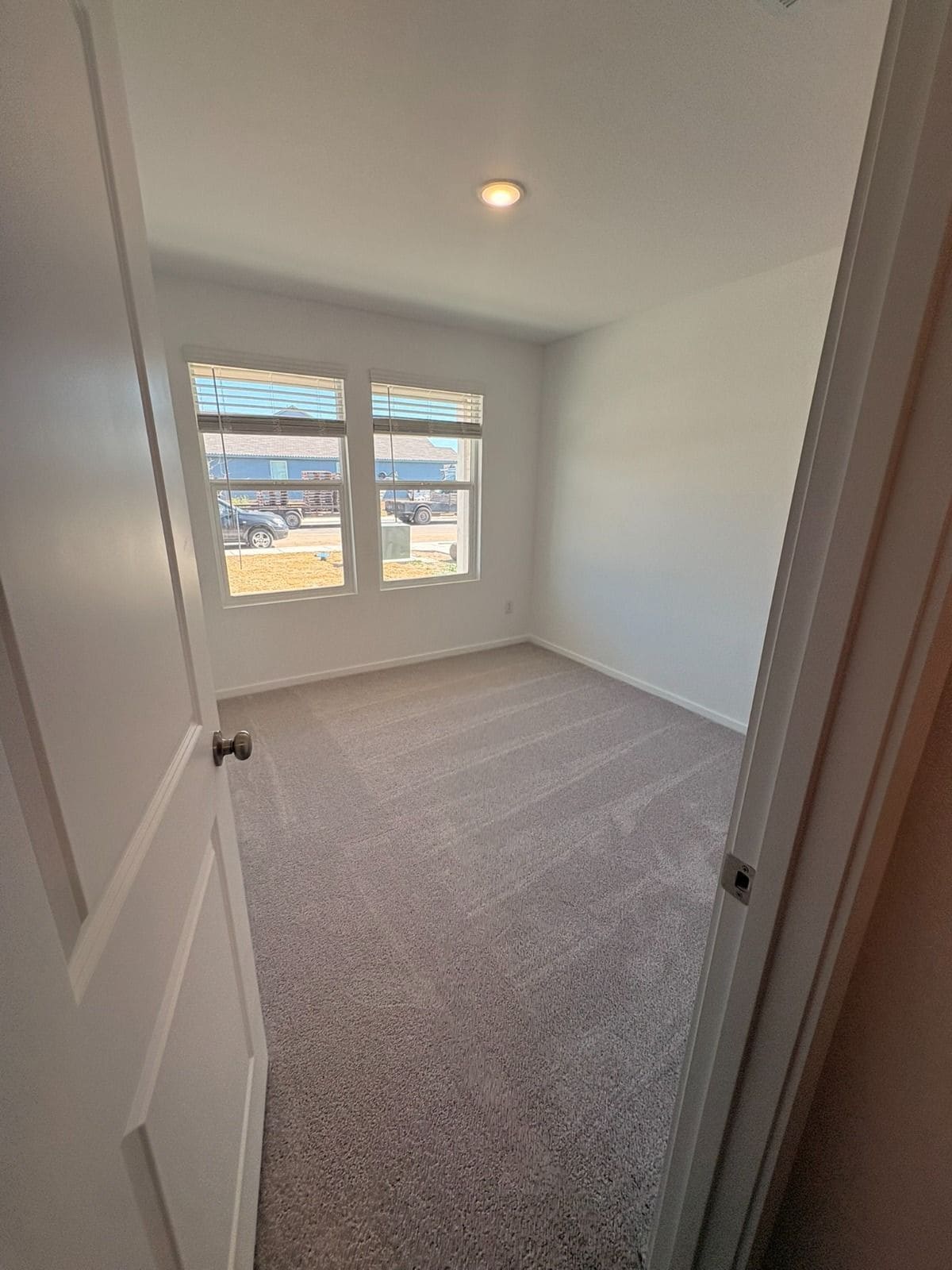 Building Photo - 328 Pacific Waters