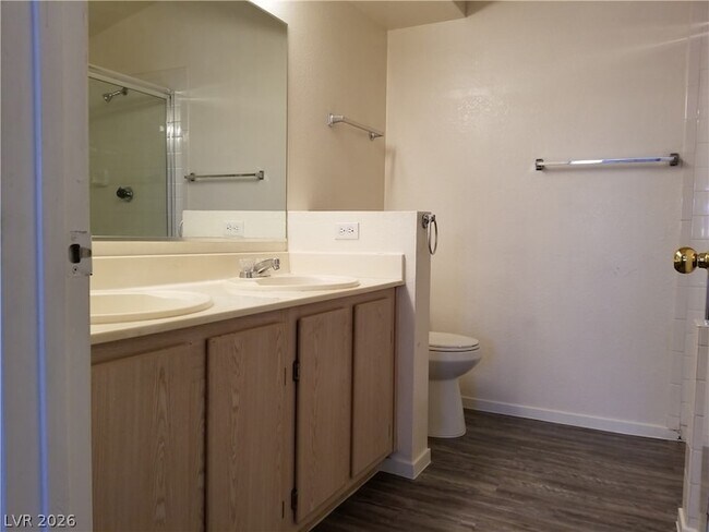 Building Photo - 733 Wheat Ridge Ln