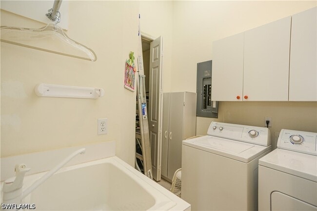 Building Photo - 14550 Red Fox Run