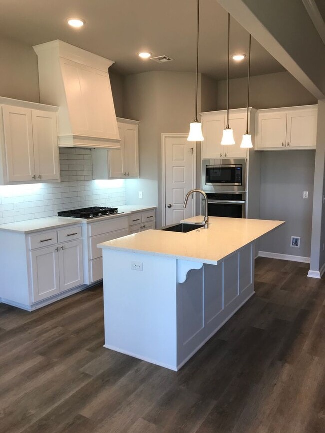 Building Photo - First Month Free!