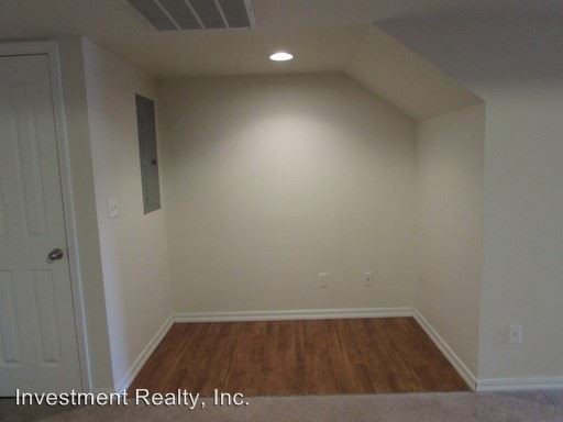 Building Photo - 128 Andrews Dr